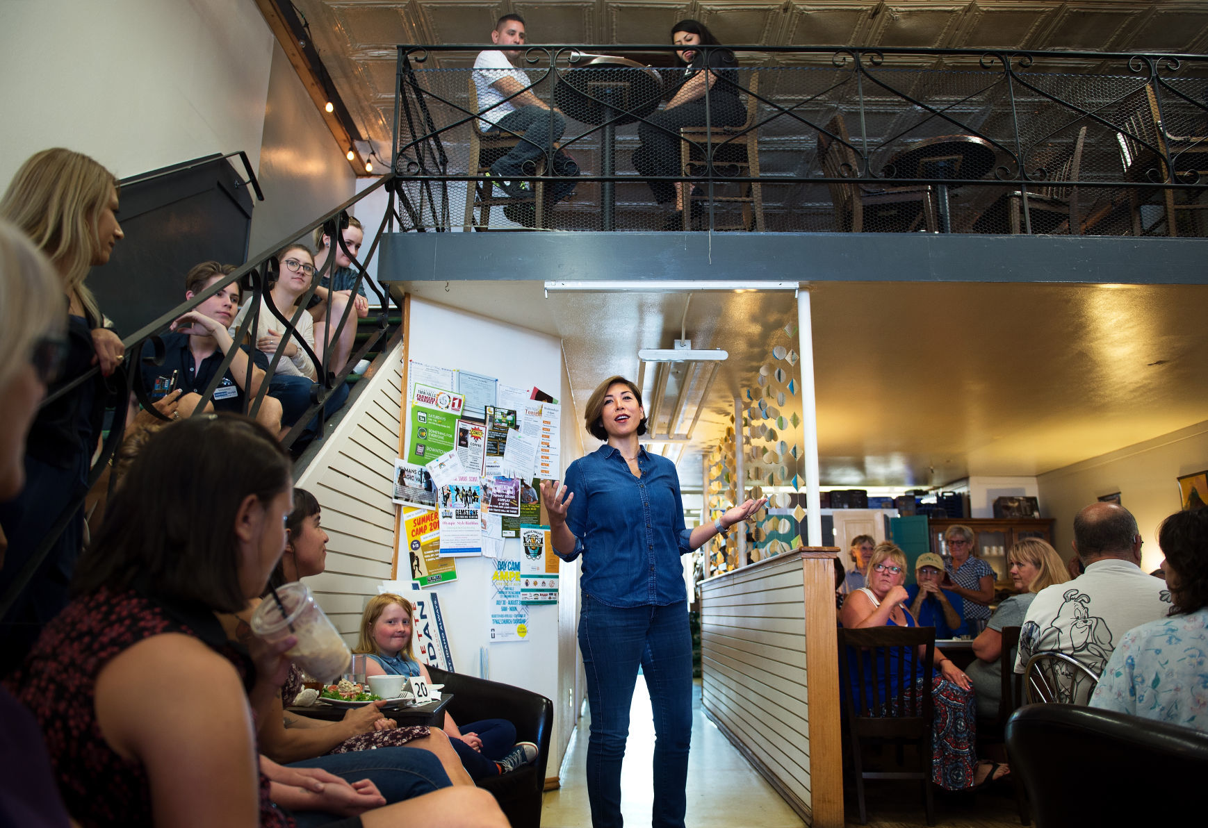 Democrat Jordan visits downtown Twin Falls